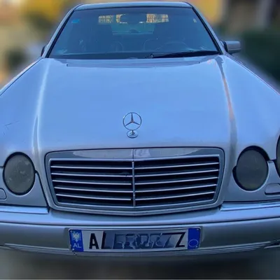 Mercedes-Benz E-class 1996 në shitje