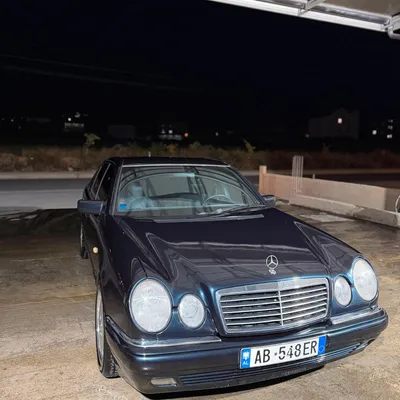Mercedes-Benz E-class 1998 në shitje