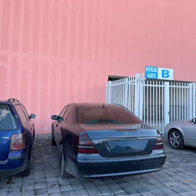Mercedes-Benz E-class 2002 në shitje