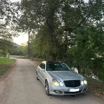 Mercedes-Benz E-class 2002 në shitje