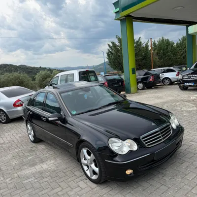 Mercedes-Benz C-class 2006 në shitje