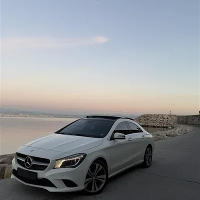 Mercedes-Benz CLA 2015 në shitje