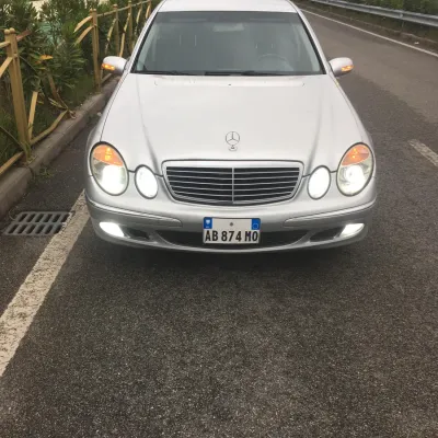 Mercedes-Benz E-class 2003 në shitje