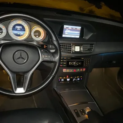 Mercedes-Benz E-class 2013 në shitje