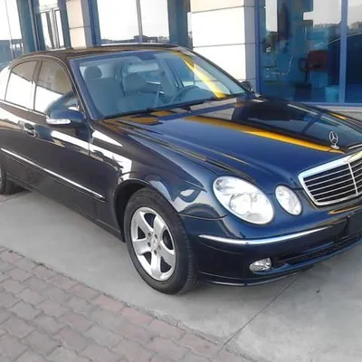 Mercedes-Benz E-class 2004 në shitje