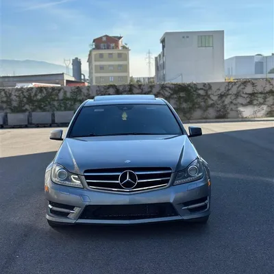 Mercedes-Benz C-class 2012 në shitje