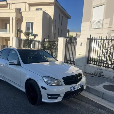 Mercedes-Benz C-class 2012 në shitje