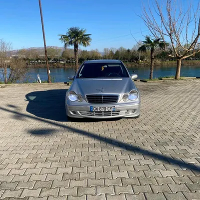 Mercedes-Benz C-class 2004 në shitje