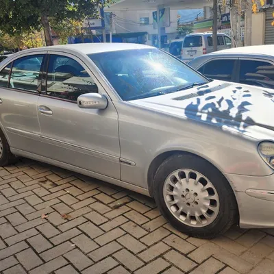 Mercedes-Benz E-class 2004 në shitje