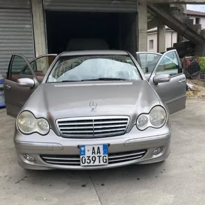 Mercedes-Benz E-class 2005 në shitje