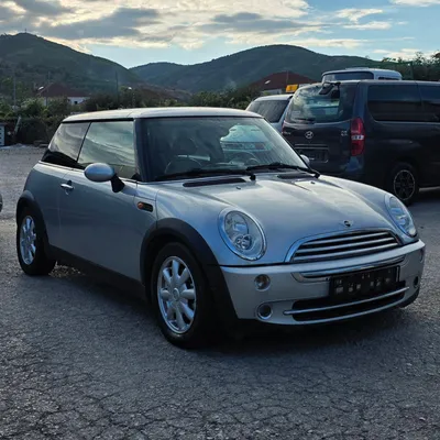Mini Hatch 2005
