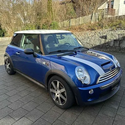 Mini Hatch 2006 në shitje