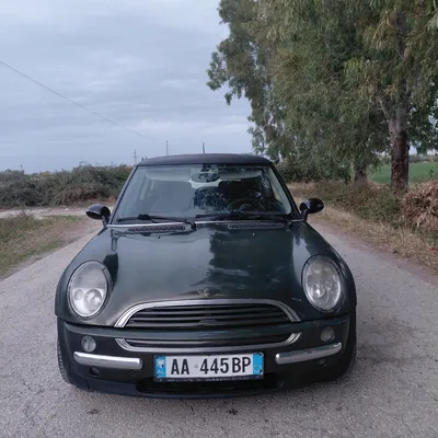 Mini Hatch 2003 në shitje