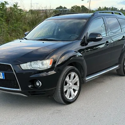 Mitsubishi Outlander 2011 në shitje