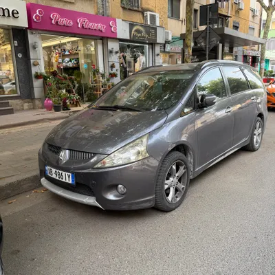Mitsubishi Grandis 2009