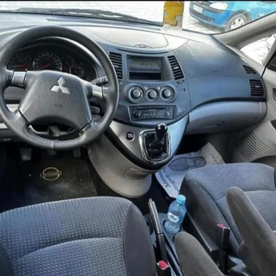 Volkswagen Touran 2008 në shitje