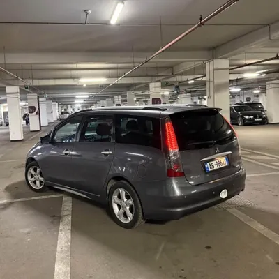 Mitsubishi Grandis