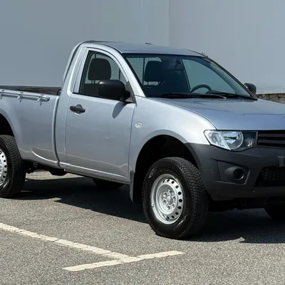 Mitsubishi L200 2011 në shitje