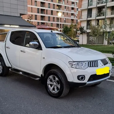 Mitsubishi L200 2013 në shitje