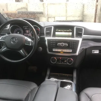 Mercedes-Benz M-class 2015 në shitje
