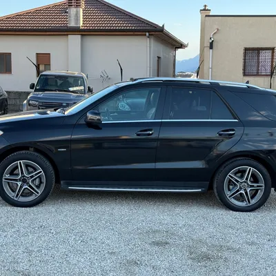 Mercedes-Benz M-class 2012 në shitje