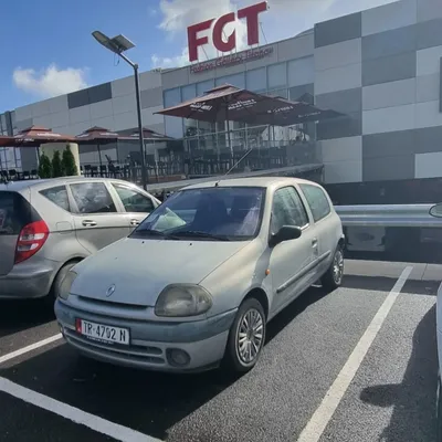 Renault Clio 1998 në shitje