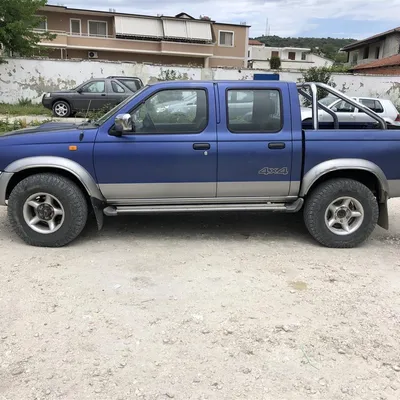 Nissan Navara 2001 në shitje