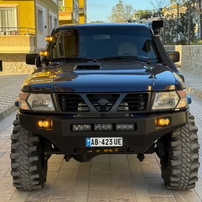 Nissan Patrol 2000 në shitje