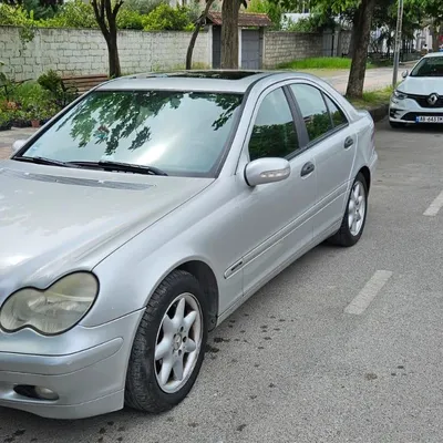 Mercedes-Benz C-class 2004 në shitje