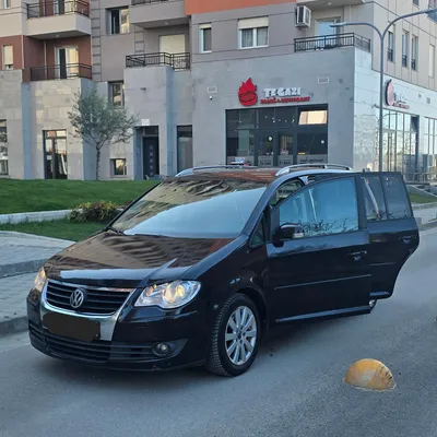 Volkswagen Touran 2007 në shitje