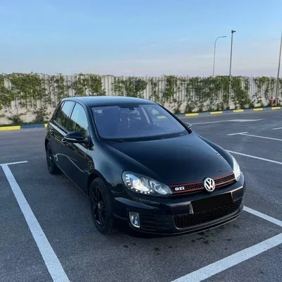Volkswagen Golf 2012 në shitje