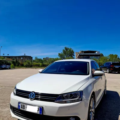 Volkswagen Jetta 2012 në shitje