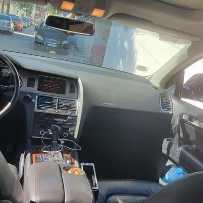 Audi Q7 2009 në shitje