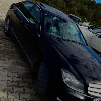 Mercedes-Benz C-class 2012 në shitje