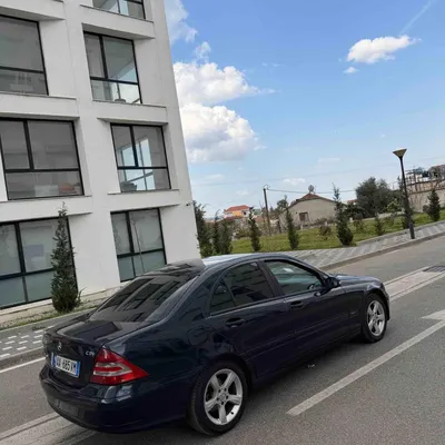Mercedes-Benz C-class 2004 në shitje