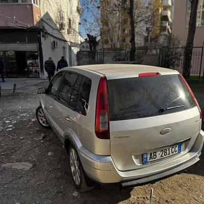 Ford Fusion 2010 në shitje