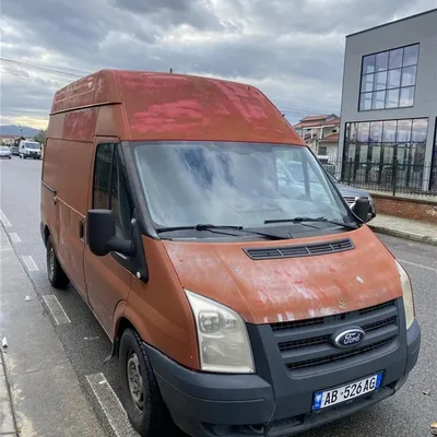 Ford Transit 2012 në shitje
