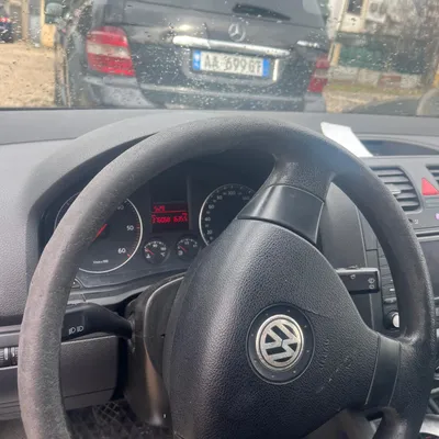 Volkswagen Golf 2006 në shitje
