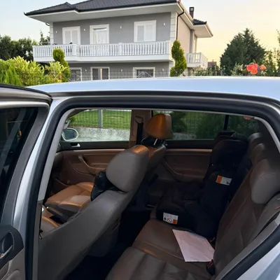 Volkswagen Golf 2006 në shitje