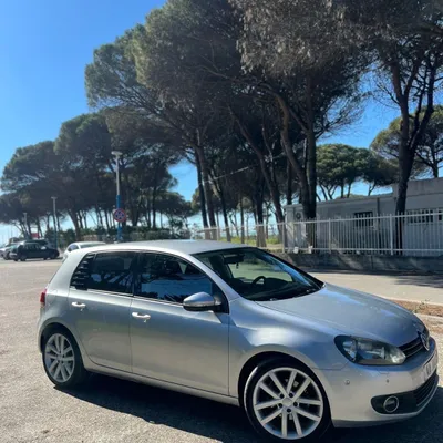 Volkswagen Golf 2009 në shitje