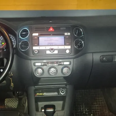Volkswagen Golf 2007 në shitje