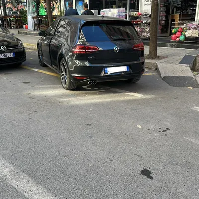 Volkswagen Golf 2013 në shitje