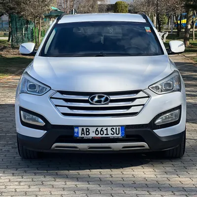 Hyundai Santa Fe 2013 në shitje