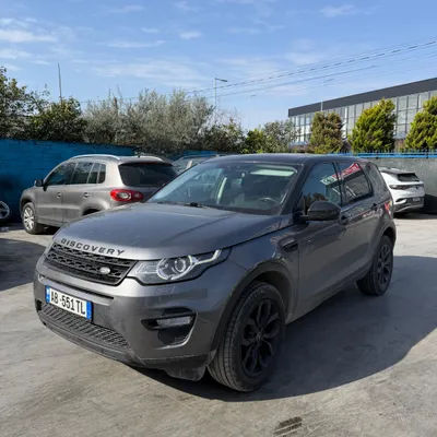 Land Rover Discovery Sport 2016 në shitje