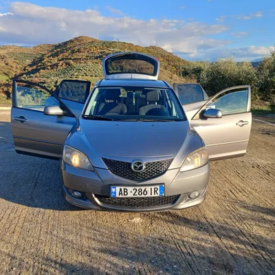 Mazda 3 2005 në shitje