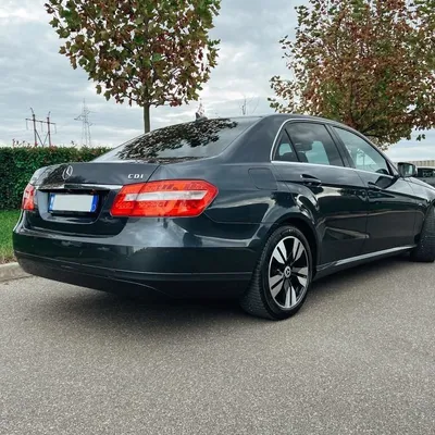 Mercedes-Benz E-class 2009 në shitje