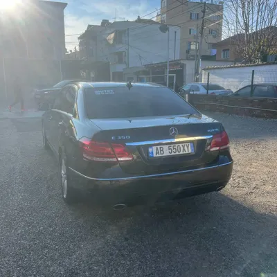 Mercedes-Benz E-class 2011 në shitje