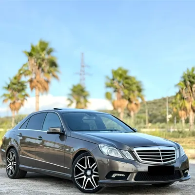 Mercedes-Benz E-class 2009 në shitje