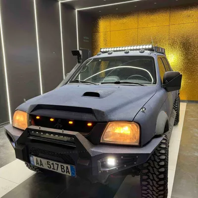 Mitsubishi L200 2000 në shitje
