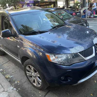 Mitsubishi Outlander 2008 në shitje
